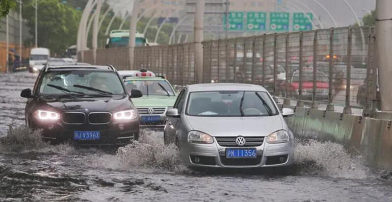 “设计之都”不只是颜值密码藏在天桥台阶不锈钢材质和中环地道积水标线里…(图8)